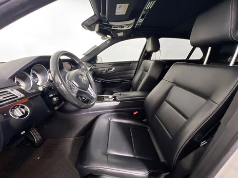 Used 2014 Mercedes-Benz E 350 4MATIC Sedan image 14