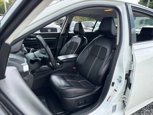 Used 2024 Nissan Altima 2.5 SR FWD image 22