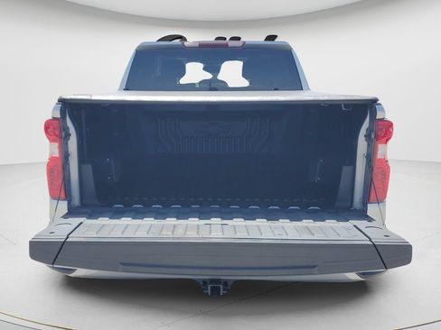 Used 2023 Chevrolet Silverado 1500 Custom RWD image 9