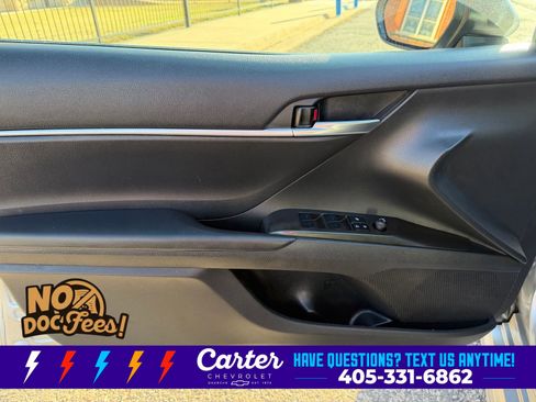 Used 2023 Toyota Camry SE FWD image 14