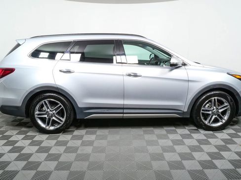 Used 2017 Hyundai Santa Fe Limited image 5
