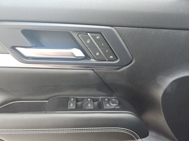 New 2027 GMC Terrain Elevation w/ Elevation Premium Package FWD image 29