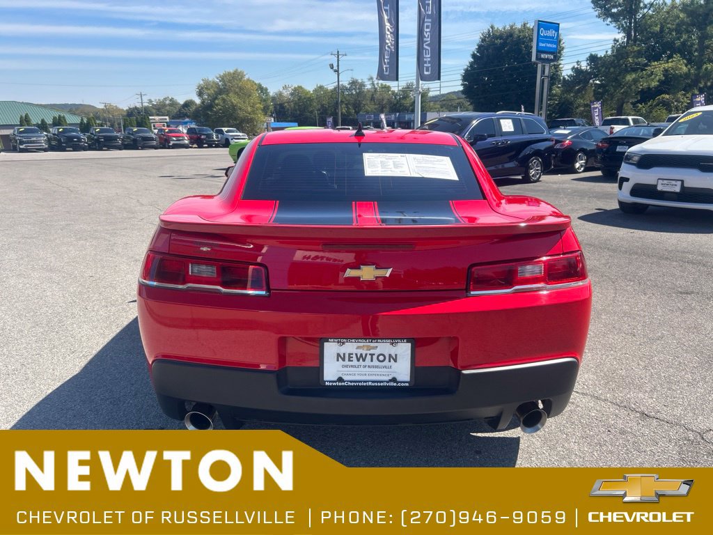 Used 2015 Chevrolet Camaro LT RWD image 29