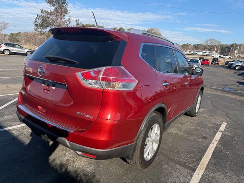 Used 2015 Nissan Rogue SV w/ SV Premium Package image 8