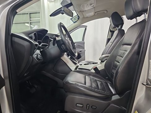 Used 2013 Ford Escape SEL image 18