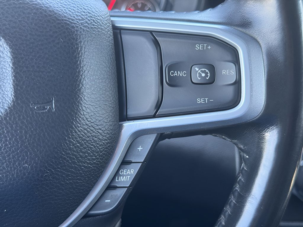 Used 2022 RAM 1500 Big Horn AWD/4WD image 10
