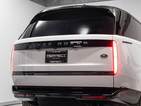 Used 2023 Land Rover Range Rover Long Wheelbase Autobiography image 79