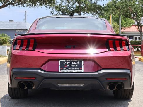 Used 2025 Ford Mustang GT Premium RWD image 12