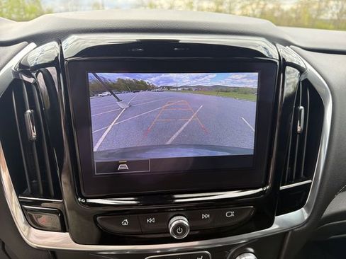 Used 2023 Chevrolet Traverse LT w/ LPO, Floor Liner Package AWD/4WD image 15