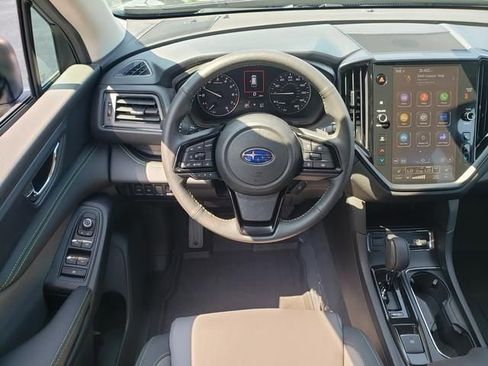 Used 2025 Subaru Ascent Onyx Edition image 16