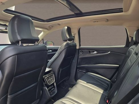 Used 2021 Lincoln Nautilus Reserve AWD/4WD image 13