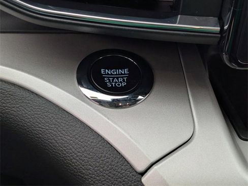 Used 2024 Ford Explorer XLT w/ Equipment Group 202A image 15