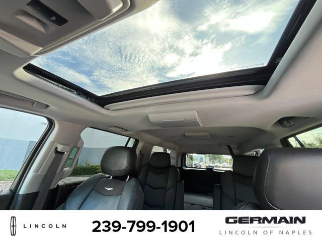 Used 2016 Cadillac Escalade ESV Luxury AWD/4WD image 14