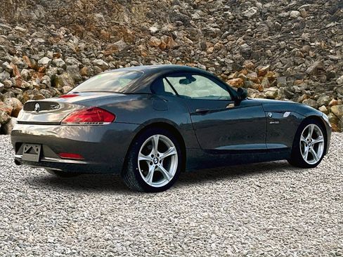 Used 2011 BMW Z4 sDrive30i w/ Premium Pkg image 2