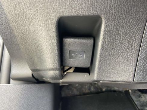 Used 2026 Toyota Camry SE w/ Convenience Package FWD image 29