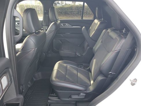 Used 2025 Ford Explorer ST w/ Sun And Sound Package image 11