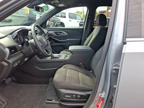 Certified 2023 Chevrolet Traverse LT AWD/4WD image 16