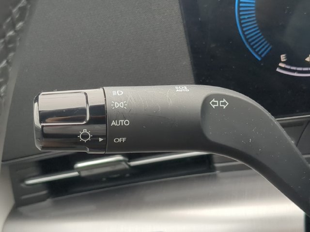 Used 2024 Hyundai Kona SEL FWD image 26