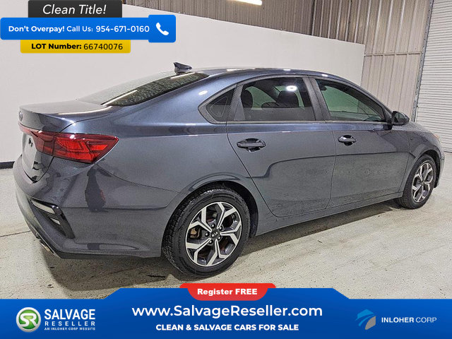 Used 2019 Kia Forte LXS FWD image 4
