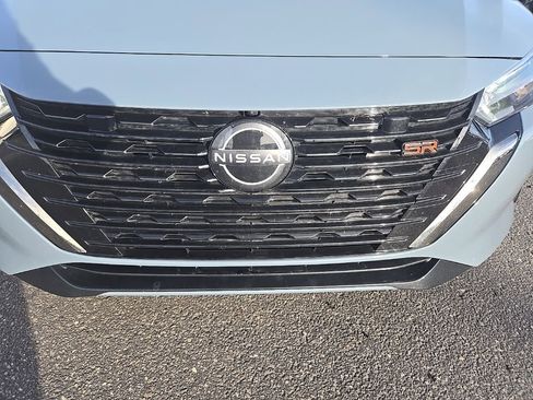 Used 2024 Nissan Sentra SR w/ SR Premium Package image 33