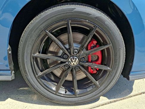 New 2026 Volkswagen Jetta GLI Autobahn FWD image 5