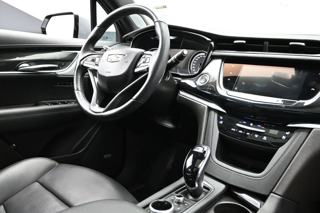 Used 2024 Cadillac XT6 Sport w/ LPO, Onyx Lite Package AWD/4WD image 15