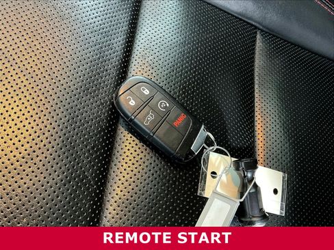 Used 2024 Dodge Durango GT AWD/4WD image 31