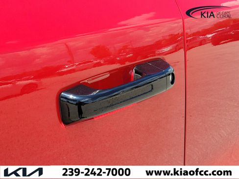 Used 2025 RAM 1500 Big Horn RWD image 11