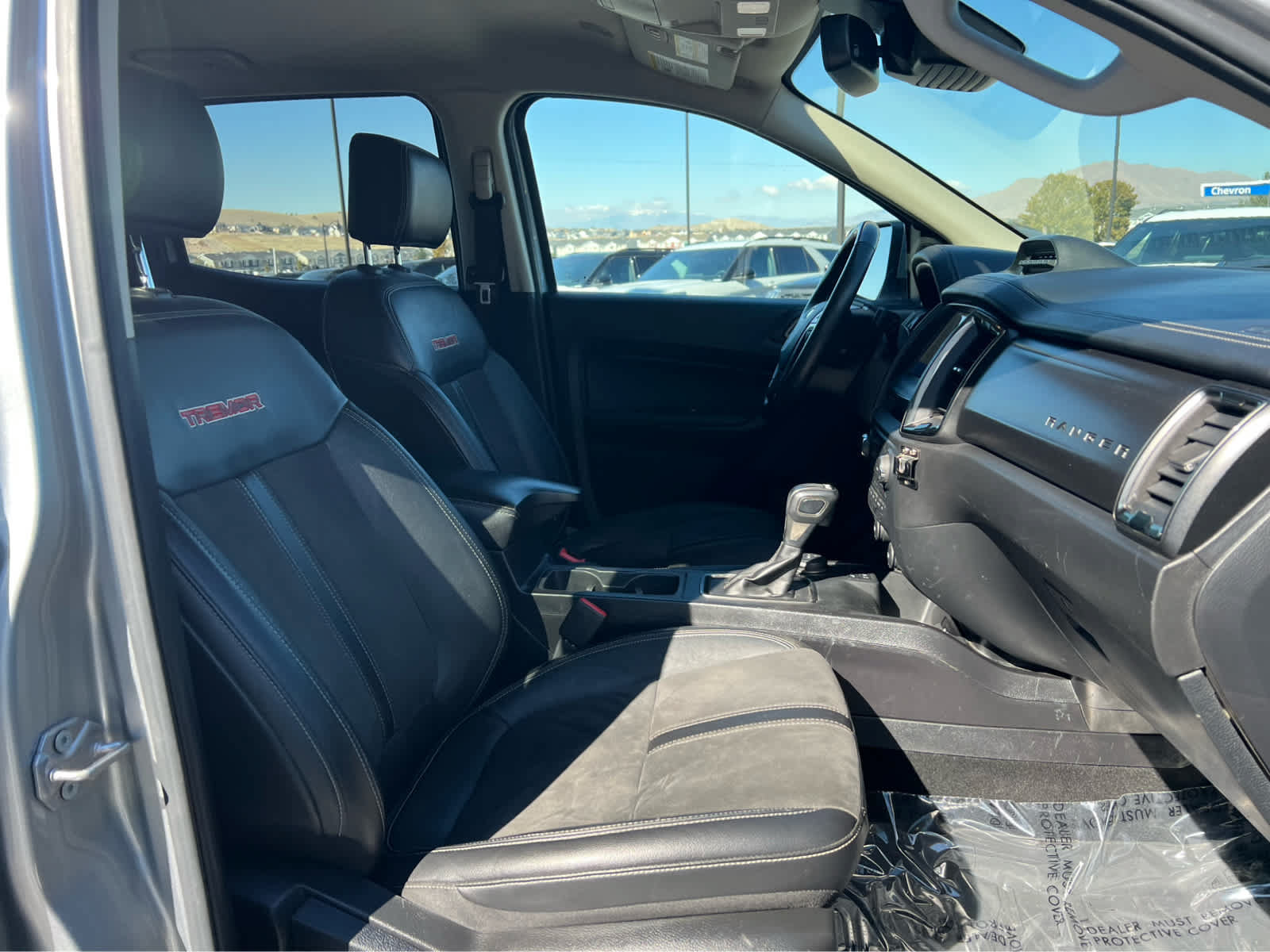 Used 2023 Ford Ranger Lariat w/ Tremor Off-Road Package AWD/4WD image 4
