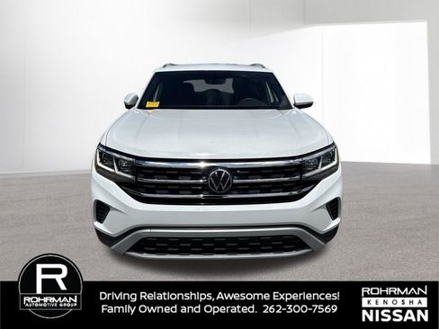 Used 2023 Volkswagen Atlas Cross Sport SE w/ Black Wheel Package AWD/4WD image 8