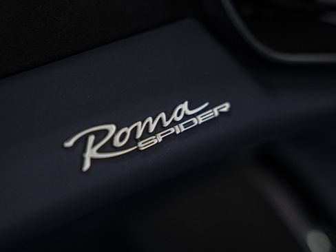 Used 2026 Ferrari Roma Spider RWD image 44
