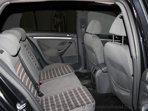 Used 2009 Volkswagen GTI 4-Door image 25