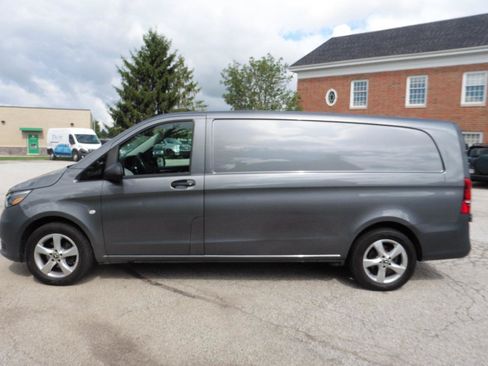 Used 2021 Mercedes-Benz Metris image 9