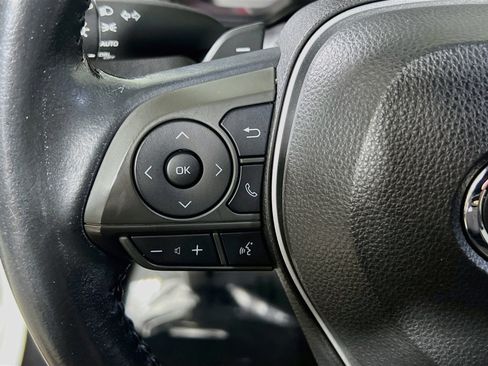 Used 2021 Toyota Corolla SE FWD image 19