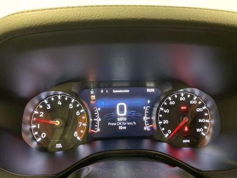 Used 2026 Jeep Compass Limited image 9