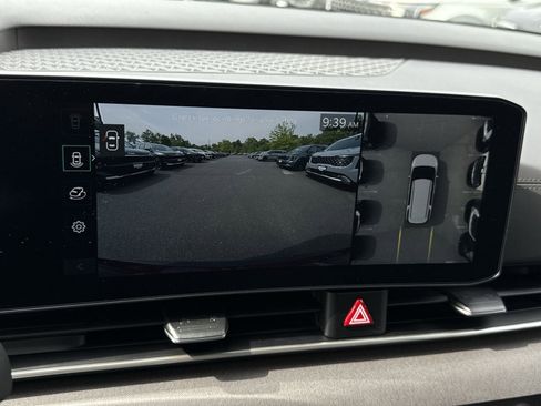 New 2026 Kia Carnival SX FWD image 24