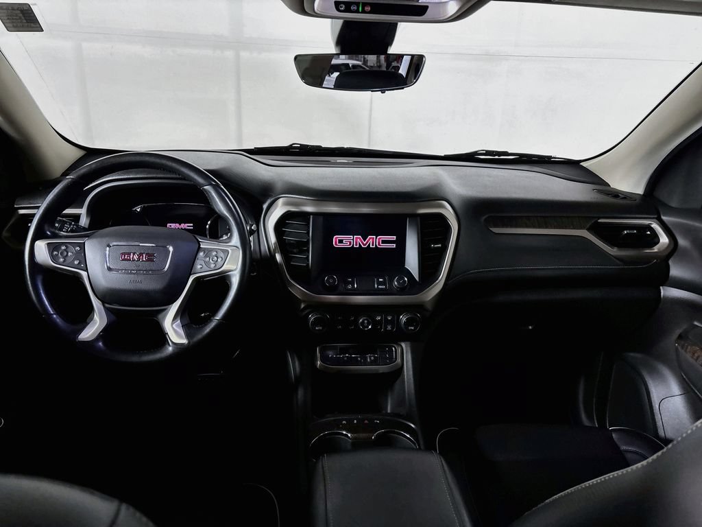 Used 2021 GMC Acadia Denali w/ Denali Ultimate Package AWD/4WD image 12