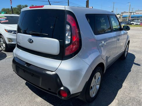 Used 2015 Kia Soul image 5