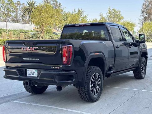 Used 2023 GMC Sierra 2500 AT4 w/ Gooseneck/5TH Wheel Package AWD/4WD image 3