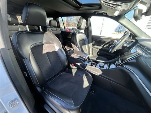 Certified 2023 Jeep Grand Cherokee L Laredo image 26