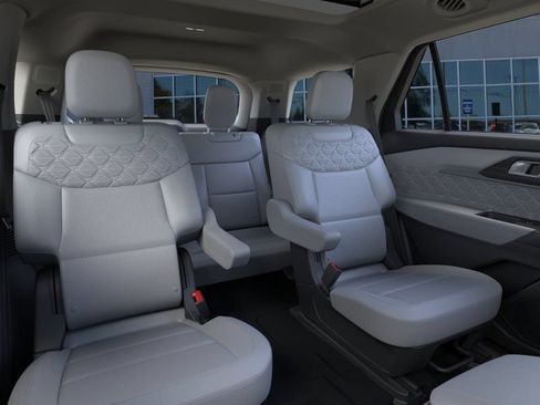 New 2026 Ford Explorer Platinum w/ LUX Leather Package AWD/4WD image 11
