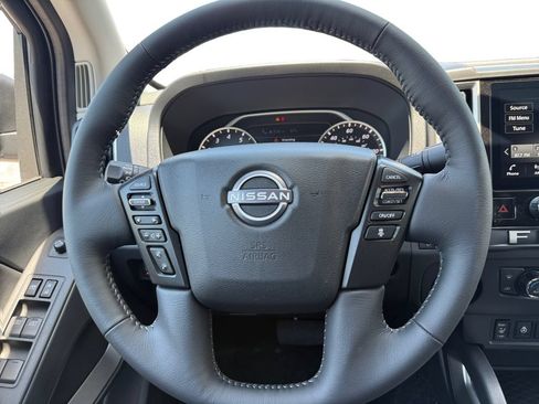 New 2026 Nissan Frontier SV w/ SV Convenience Package AWD/4WD image 12