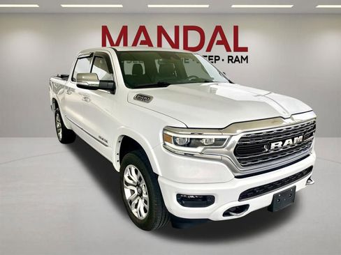 Used 2022 RAM 1500 Limited w/ Body Color Bumper Group AWD/4WD image 3