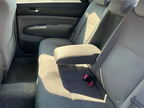 Used 2007 Toyota Prius Touring w/ Pkg 1 FWD image 12