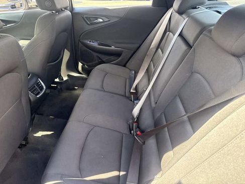 Used 2025 Chevrolet Malibu LT image 18