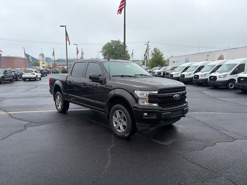 Used 2018 Ford F150 Lariat w/ Equipment Group 502A Luxury AWD/4WD image 3