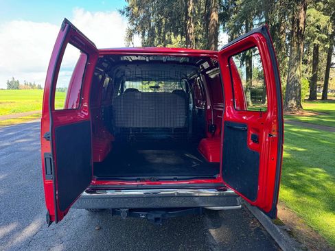 Used 2008 Ford E-350 and Econoline 350 Super Duty RWD image 31