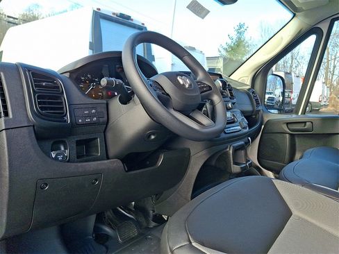 New 2025 RAM ProMaster 2500 w/ Convenience Group image 7