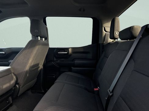 Used 2022 Chevrolet Silverado 1500 Custom image 14