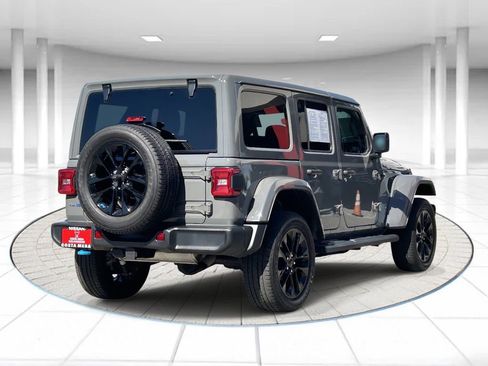 Used 2023 Jeep Wrangler Unlimited Sahara w/ Cold Weather Group image 4